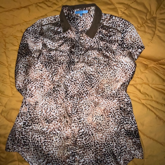 Animal Print Blouse - Picture 5 of 6